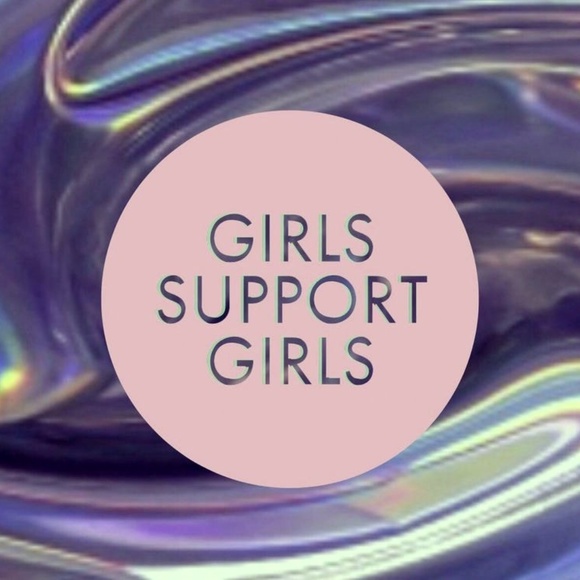 SHIMMER GLOW Goddess Oil 2 oz. by GirlsSupportGirl - Picture 7 of 7